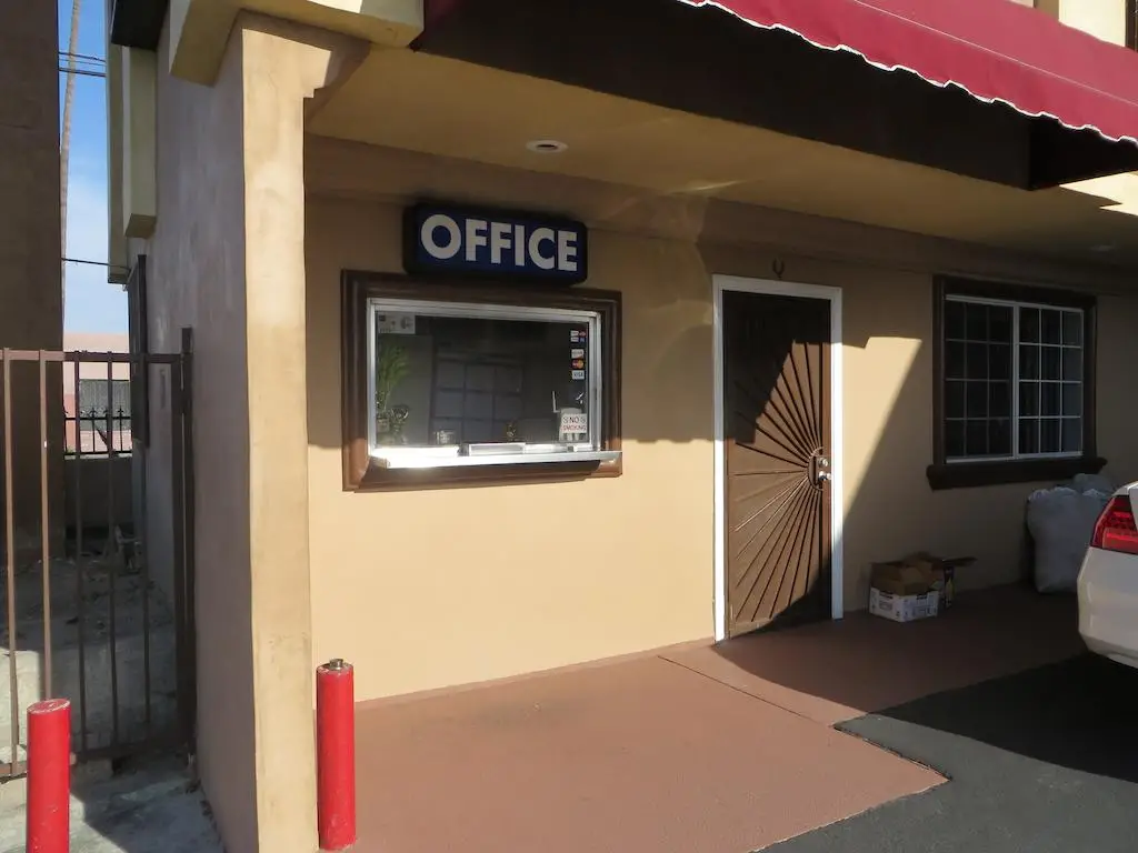 New Bay Motel Main image