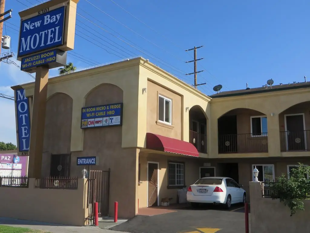New Bay Motel 4